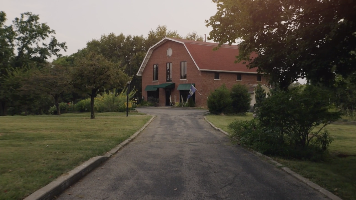 Rental - Barn driveway Rental - Barn driveway